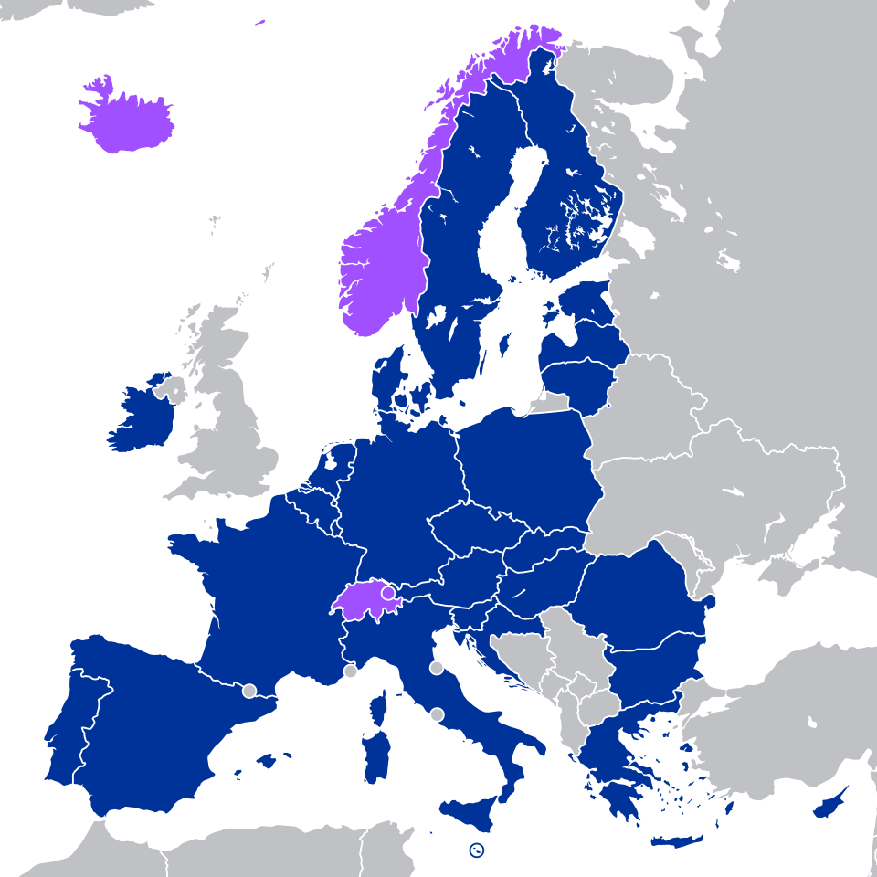 Map of Europe illustrating Flow A for a yacht sale: EU to EU while the yacht remains in the EU, with EU countries in blue and Norway, Iceland, and Switzerland highlighted in purple.